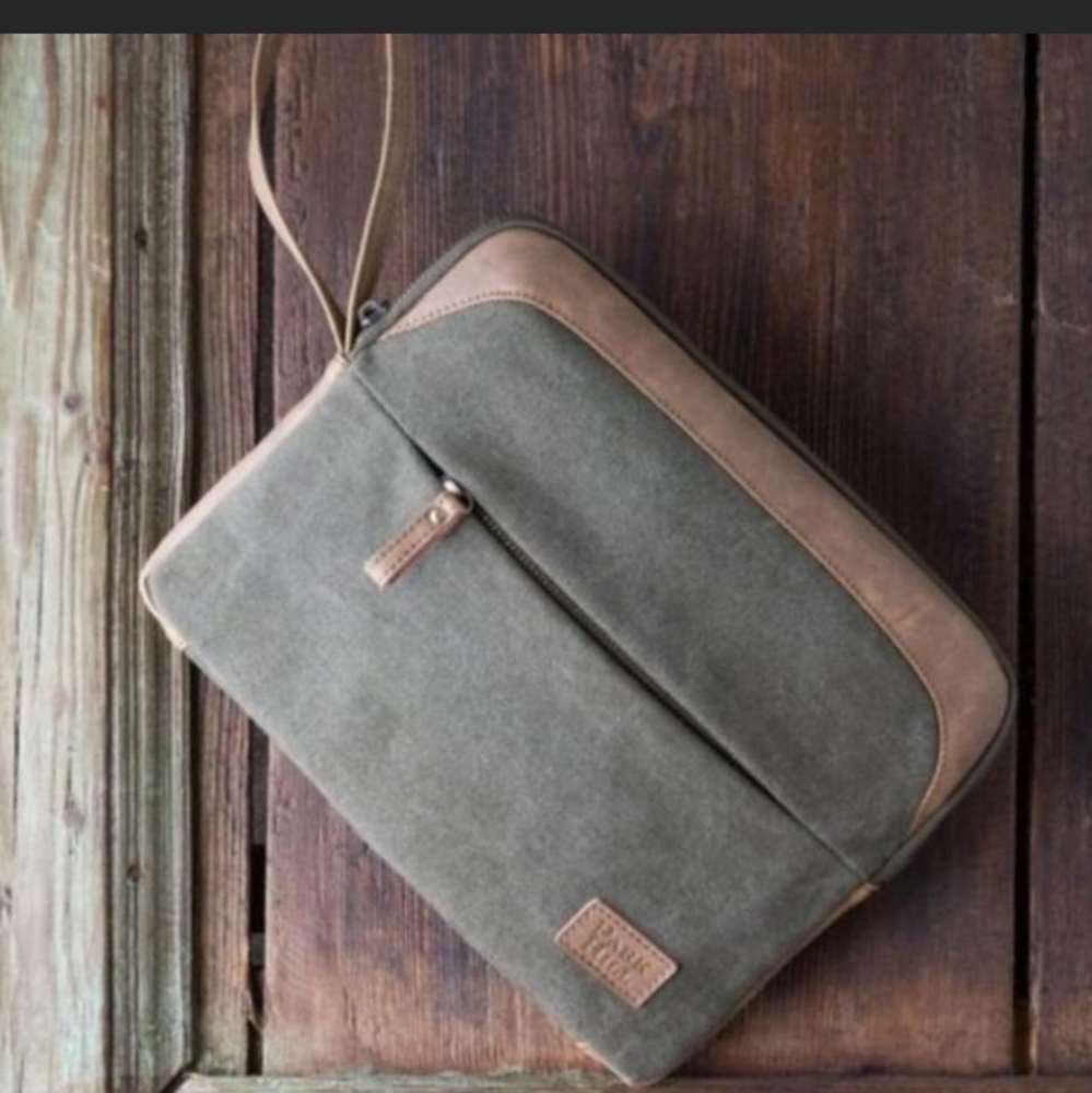 Park hill tablet case
